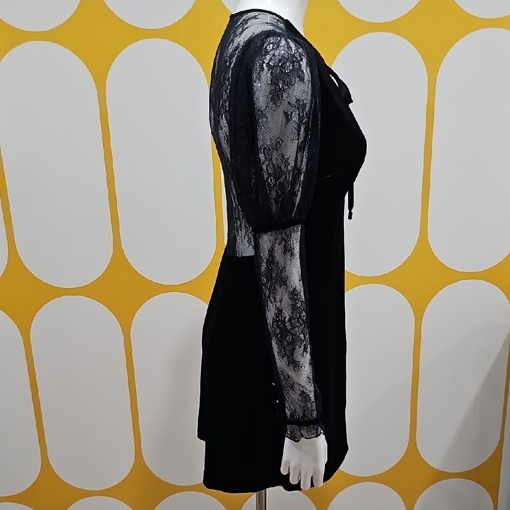 Free People Black Velvet Lace Mini Dress XS NWT Cocktail Party Romantic Luxury - Picture 3 of 8